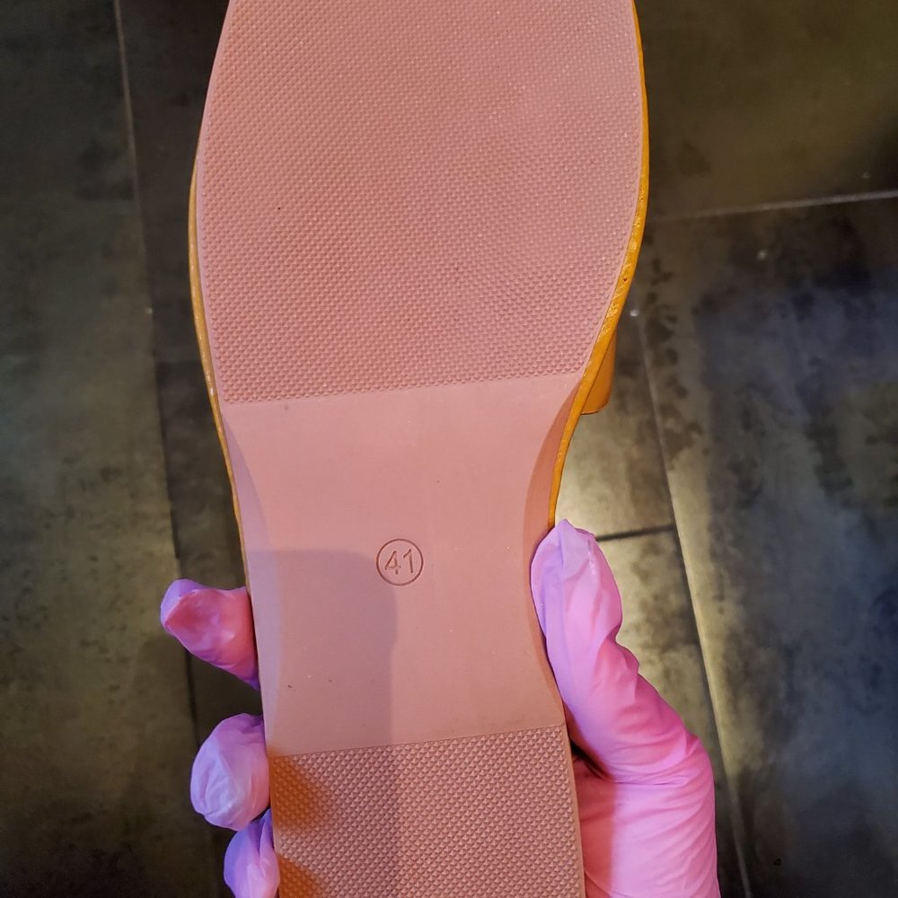 Fashion 'Pearl' Sandals - Picture 6 of 7